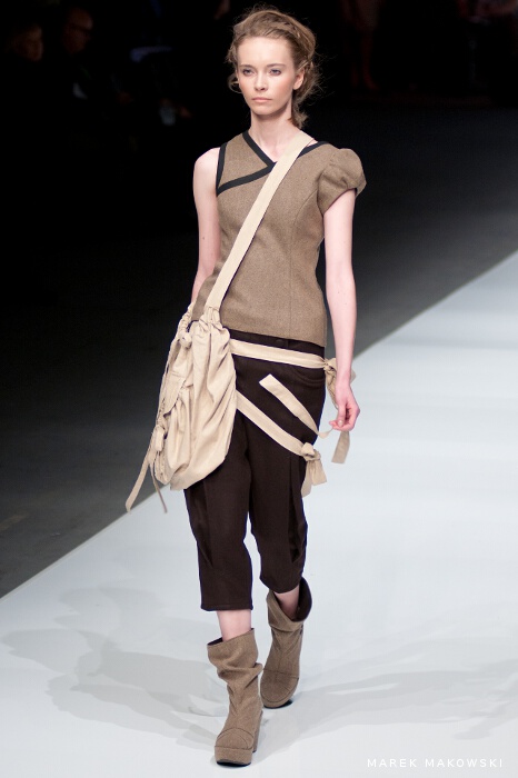 Aga Pou - Zaplątani 10