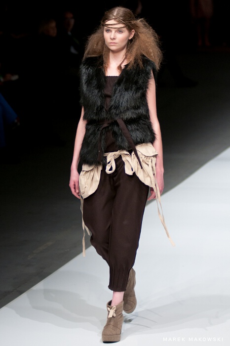 Aga Pou - Zaplątani 11