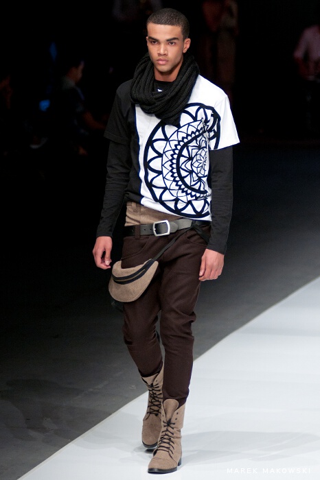 Aga Pou - Zaplątani 23