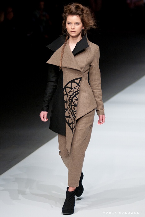 Aga Pou - Zaplątani 25