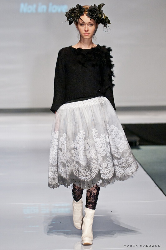 Pat Guzik - Not In Love 1