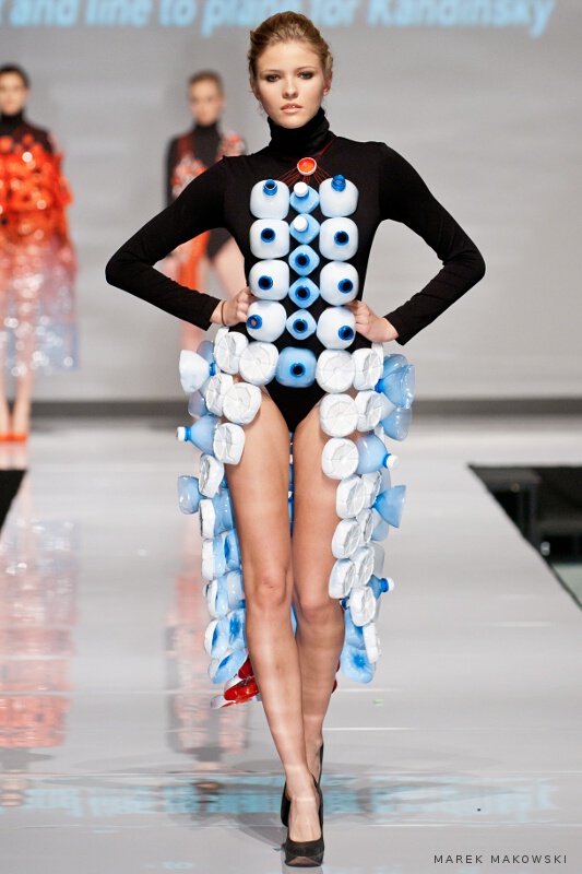 Dorota Kuźniarska - Point And Line To Plane For Kandinsky 3