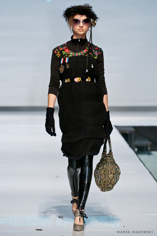 Ricardo Ramos - Reconstructing Klederdracht 1