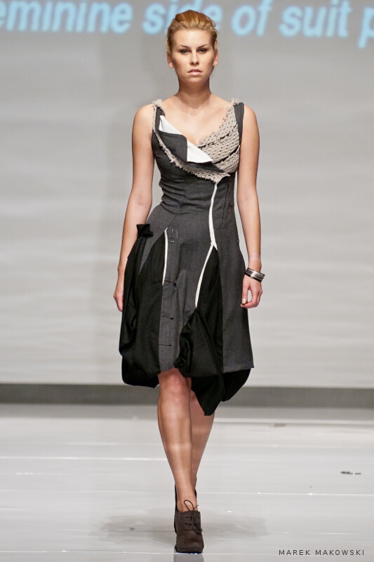 Birte Weiner - Morph - The Re-Useration Or: The Feminine Side Of Suit Pants 1