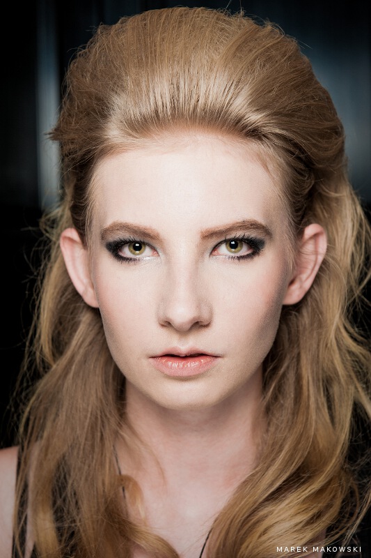 Bizuu - Backstage 21