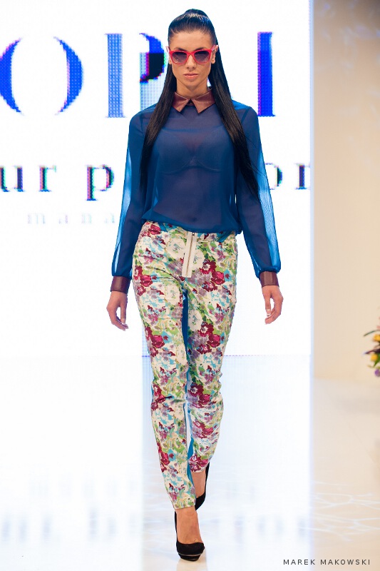 Aga Pou - Flower Power 3