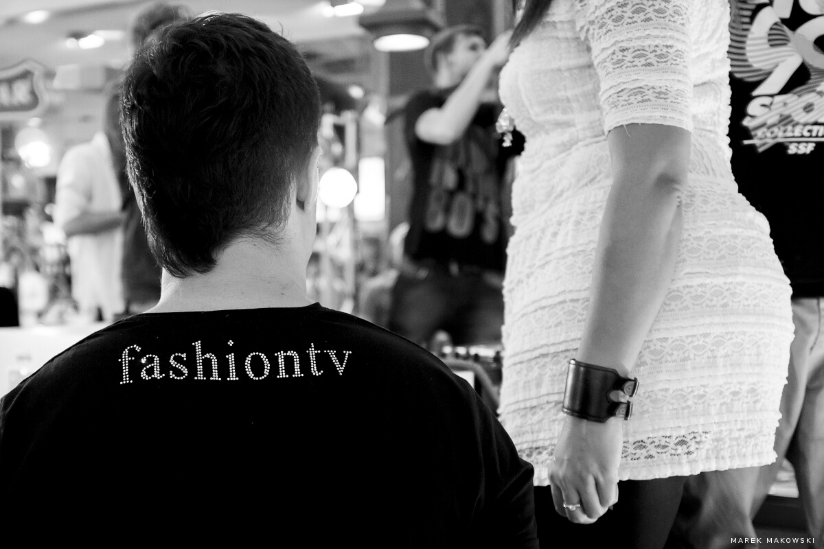 LG Fashion TV Model Search 23