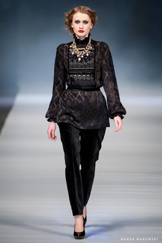 Roksolana Bogutska 12