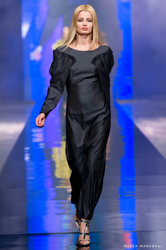 Monika Kubatek - The Connected Flights 6