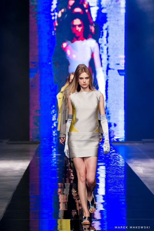 Monika Kubatek - The Connected Flights 13