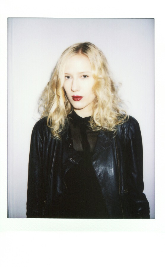 Instax Backstage 44