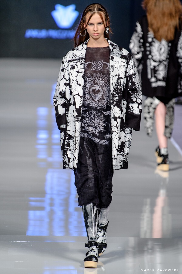 ODIO TEES & Jakub Pieczarkowski 14