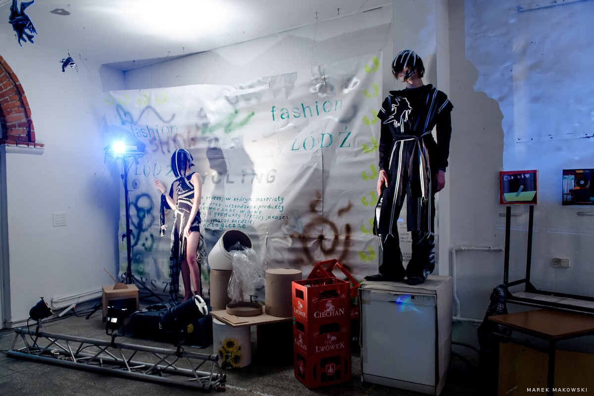 Odio x Jakub Pieczarkowski - Fall Winter 2017 - Backstage & Presentation 42