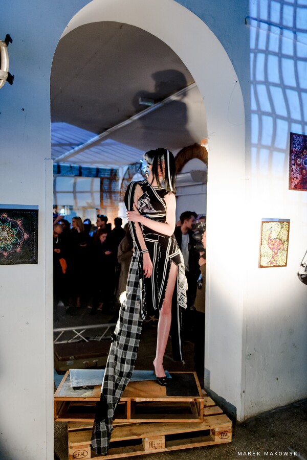 Odio x Jakub Pieczarkowski - Fall Winter 2017 - Backstage & Presentation 56