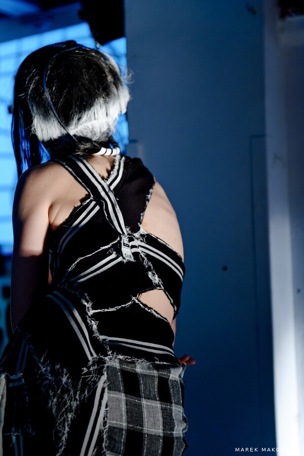 Odio x Jakub Pieczarkowski - Fall Winter 2017 - Backstage & Presentation 102