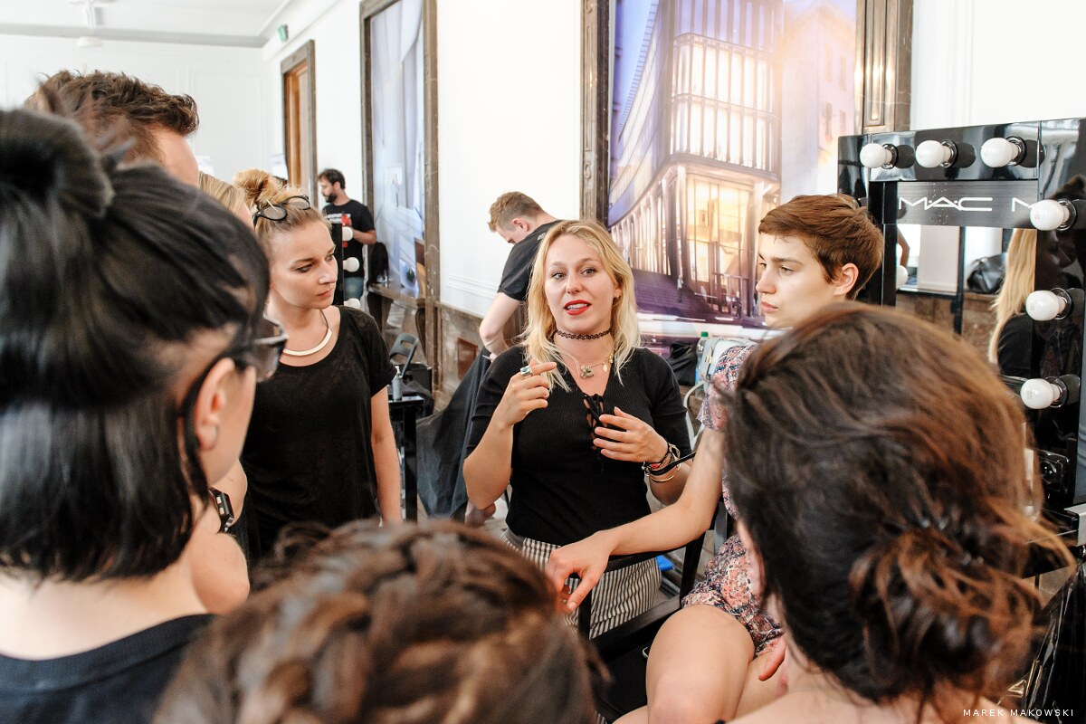 Łukasz Jemioł - Fall Winter 2016/17 - Backstage 11
