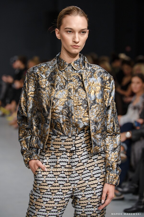 Tomaotomo - Baroq & Roll 32