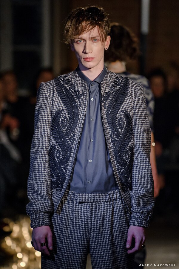 Tomasz Ossoliński - Fall/Winter 2017/18 - Shadows 27