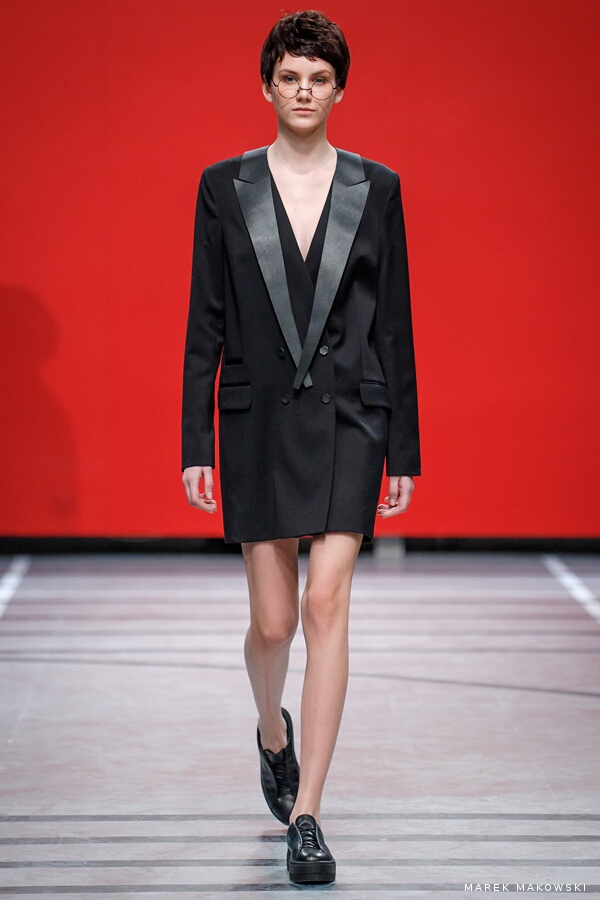 2RU2RA - Painted Black 3