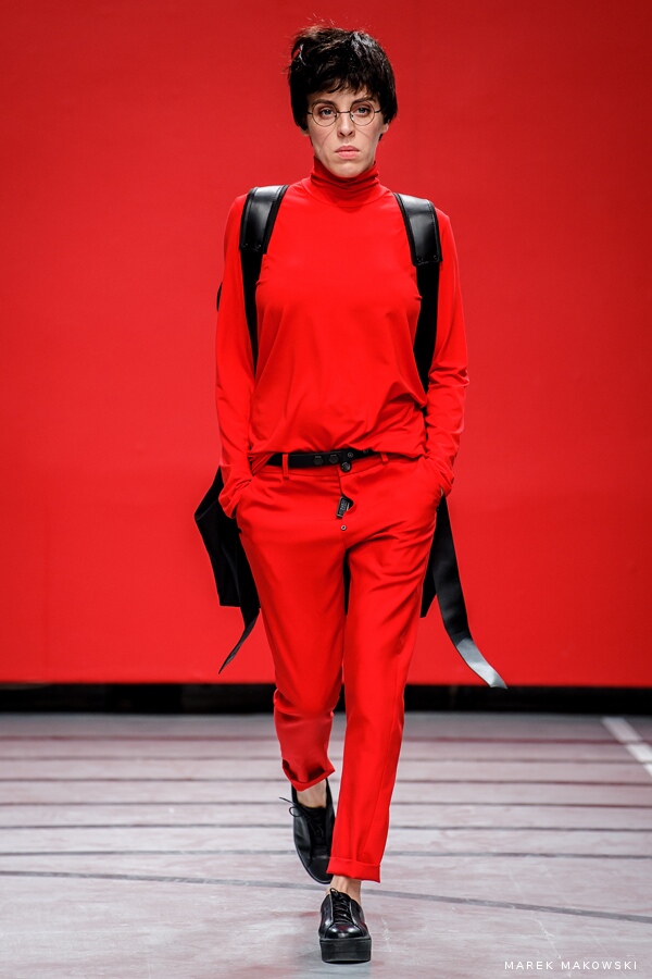 2RU2RA - Painted Black 12