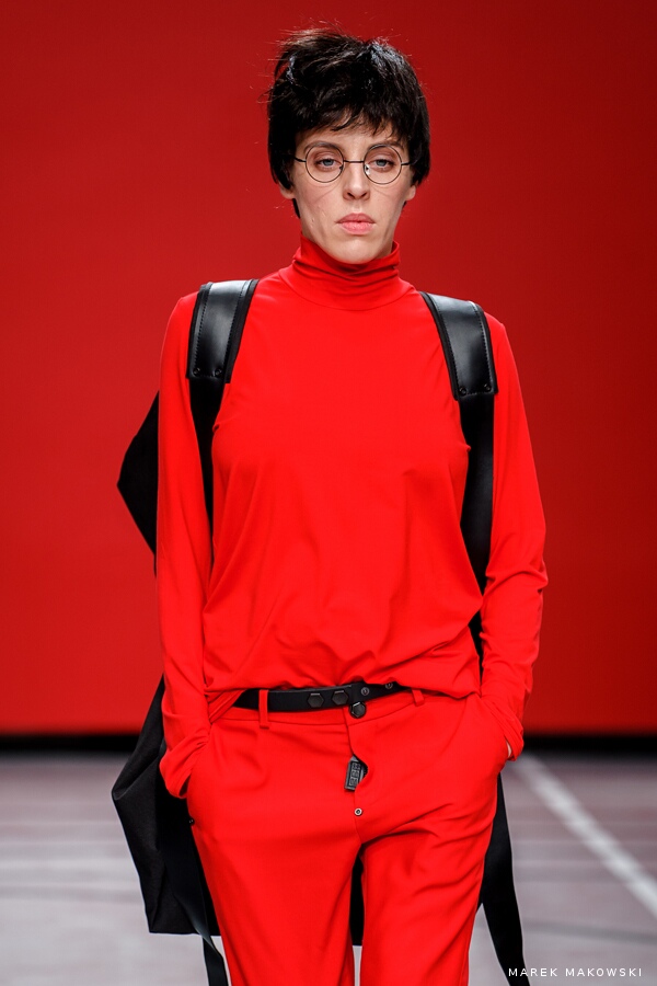 2RU2RA - Painted Black 13