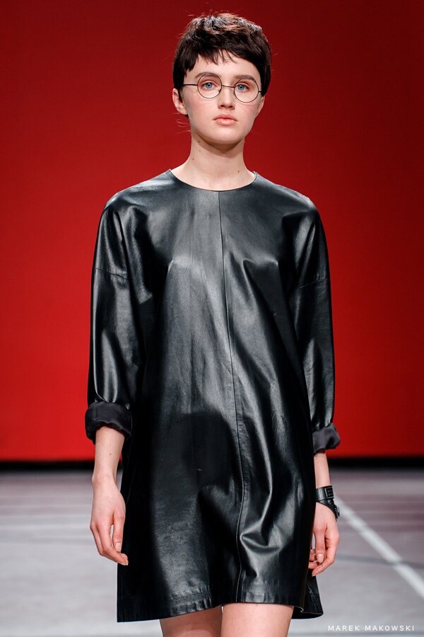 2RU2RA - Painted Black 29