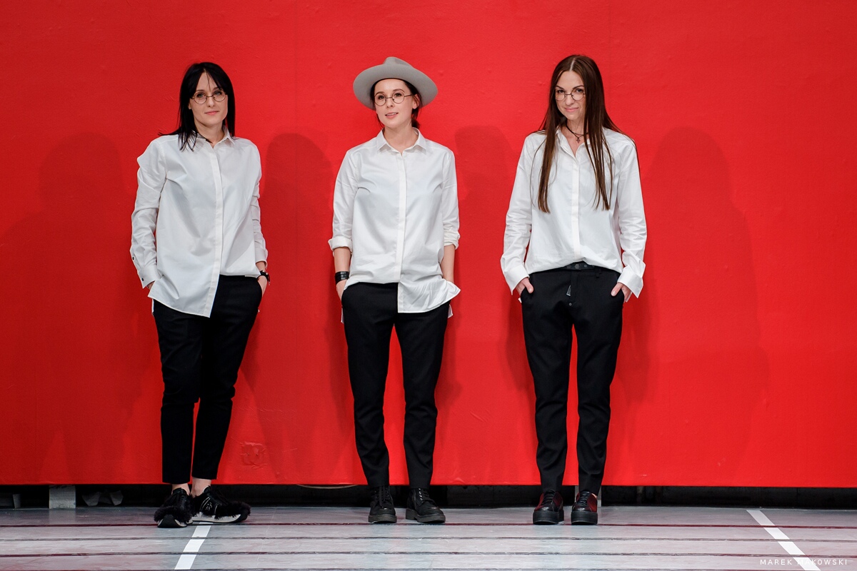 2RU2RA - Painted Black 35