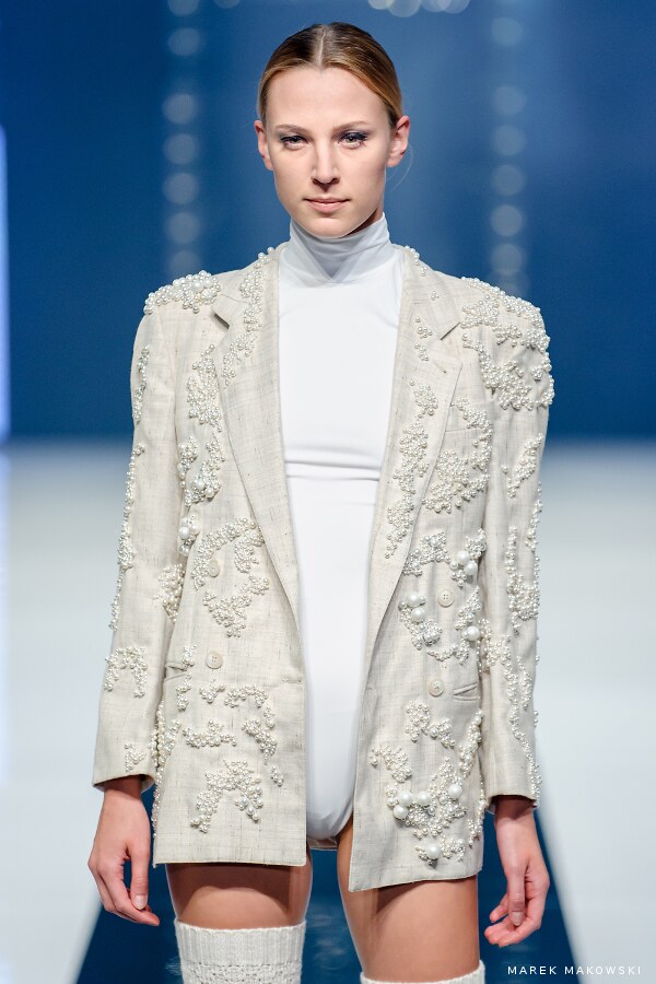 Anja Medle | Slovenia 16