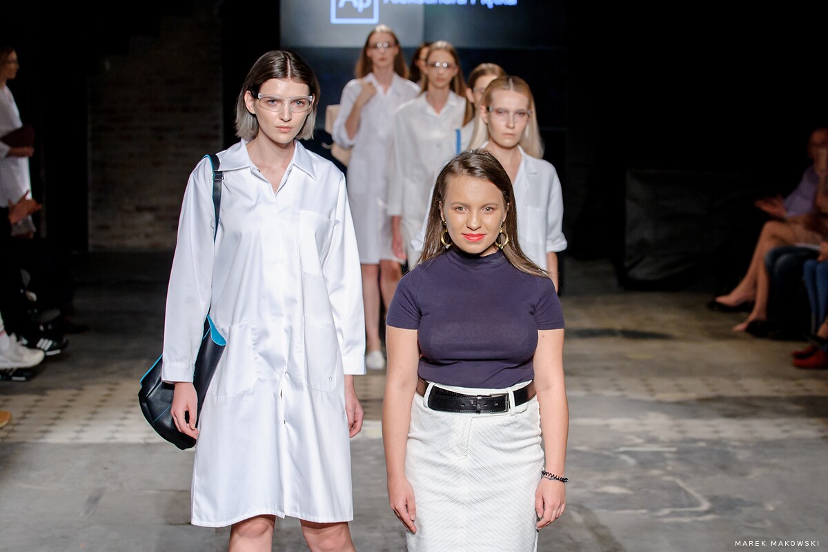 Wyższa Szkoła Techniczna - Aleksandra Piętka 17